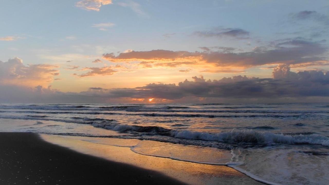 Artisan Playa Esmeralda Family Beach Hotel Playa Chachalacas Exterior photo