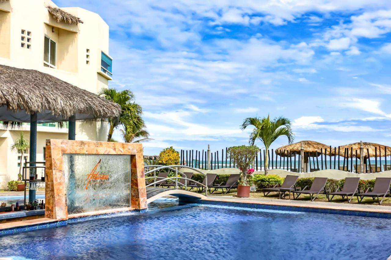 Artisan Playa Esmeralda Family Beach Hotel Playa Chachalacas Exterior photo